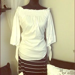 2x off of the shoulder causal (White shirt)